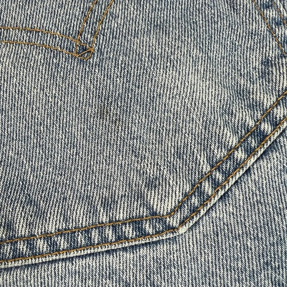 Y2K Levi's Jeans Shorts Men 35* 560 Loose Blue Faded Cut Off Denim Jorts Tag 36